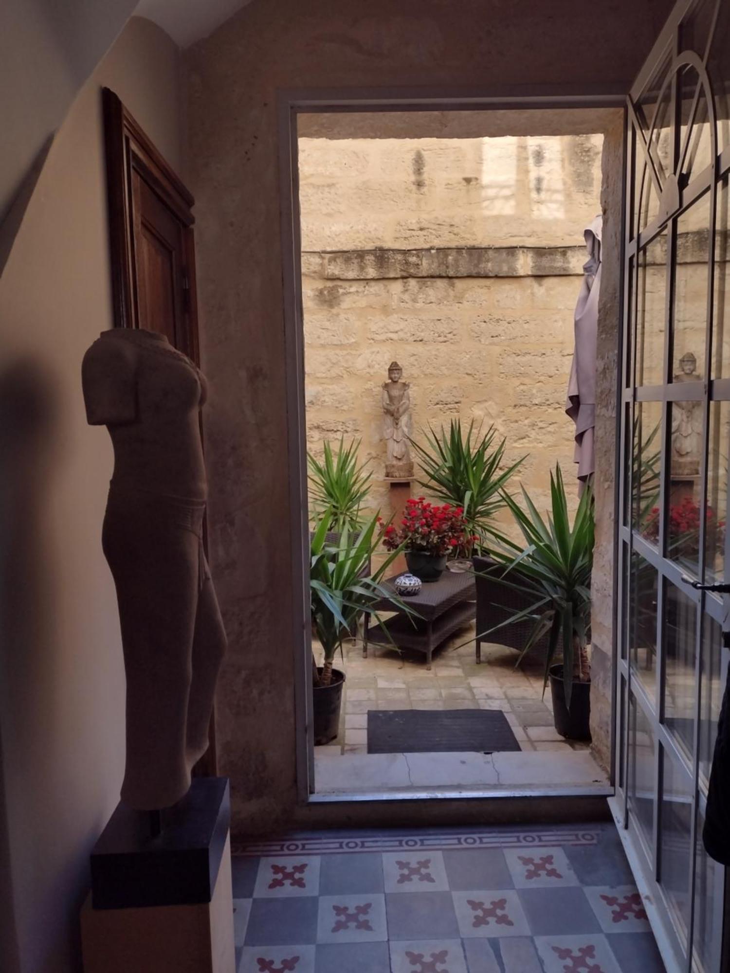 Apartment Au Gré Du Voyage Uzès Exterior foto
